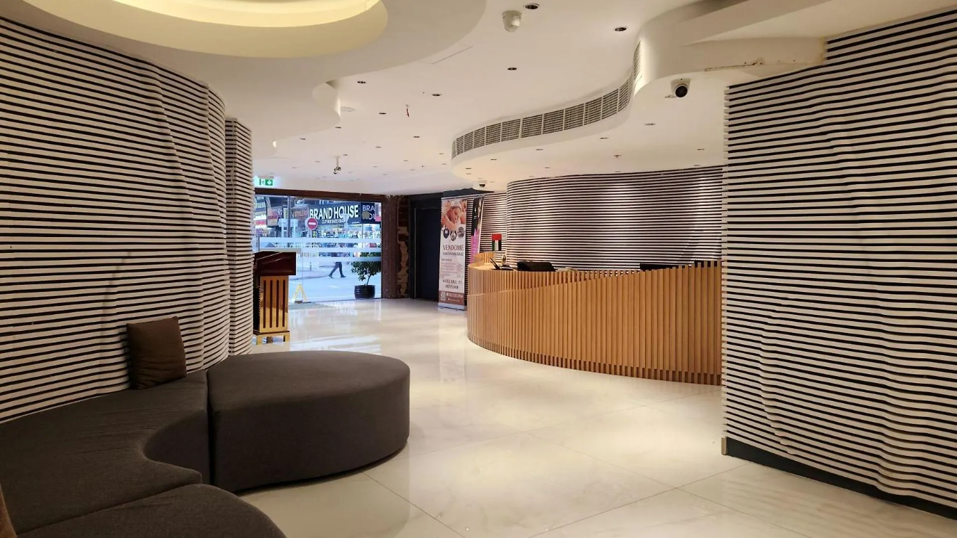 Vendome Plaza Hotel Dubai 3*,