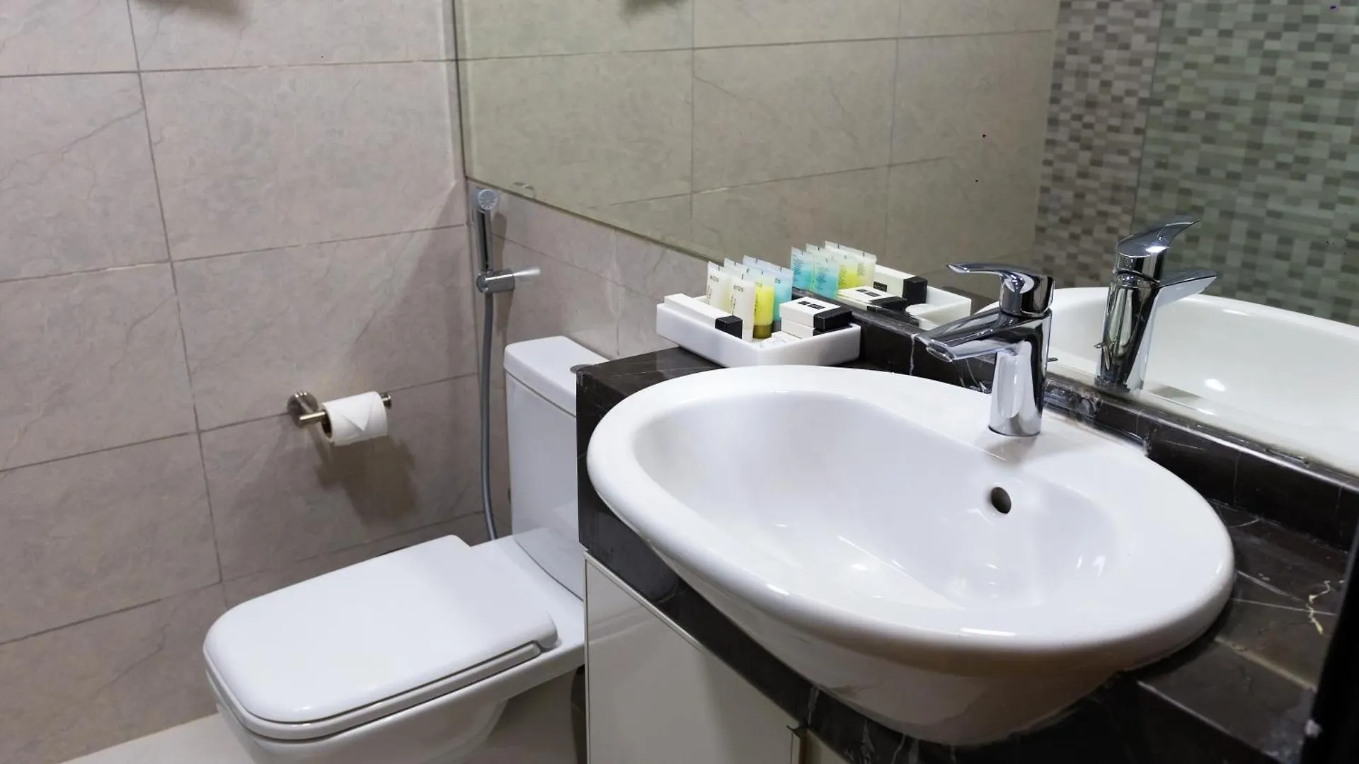 Vendome Plaza Hotel Dubai 3*,  United Arab Emirates