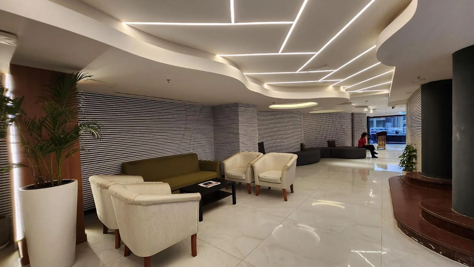 Vendome Plaza Hotel Dubai