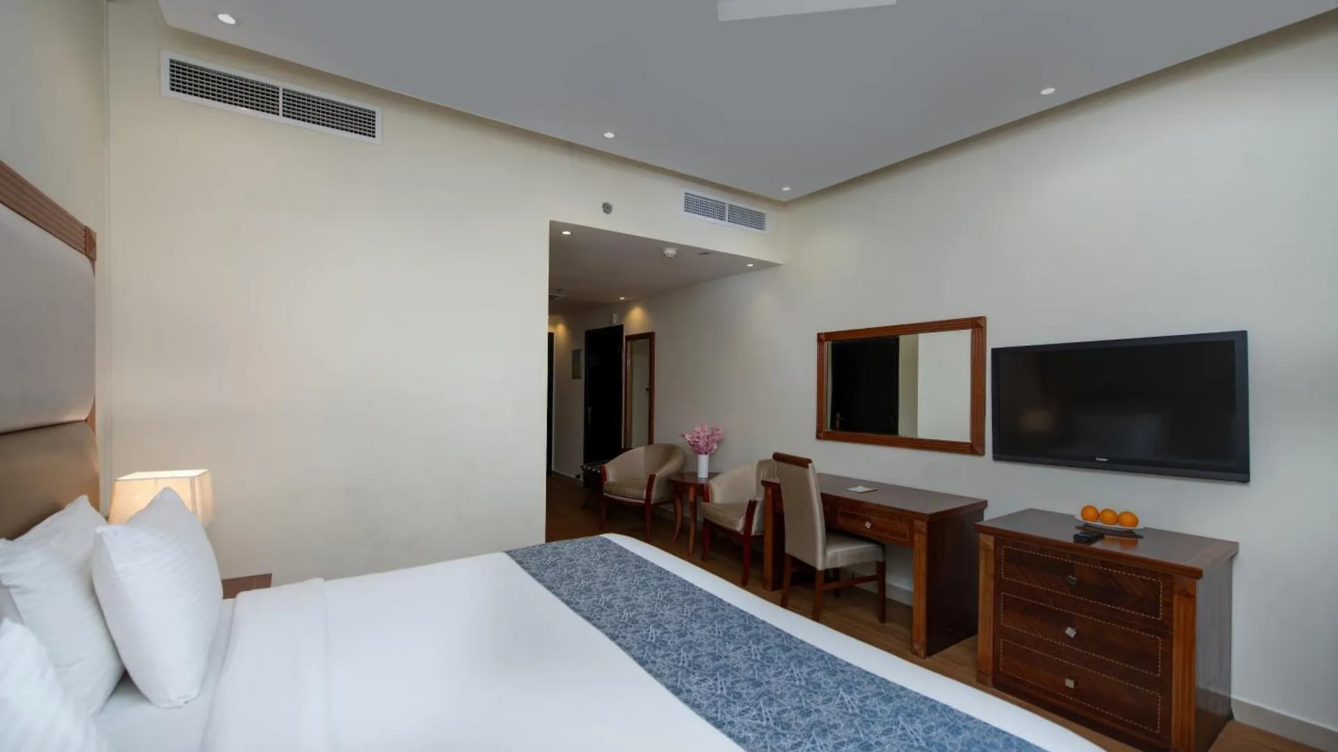 Vendome Plaza Hotel Dubai
