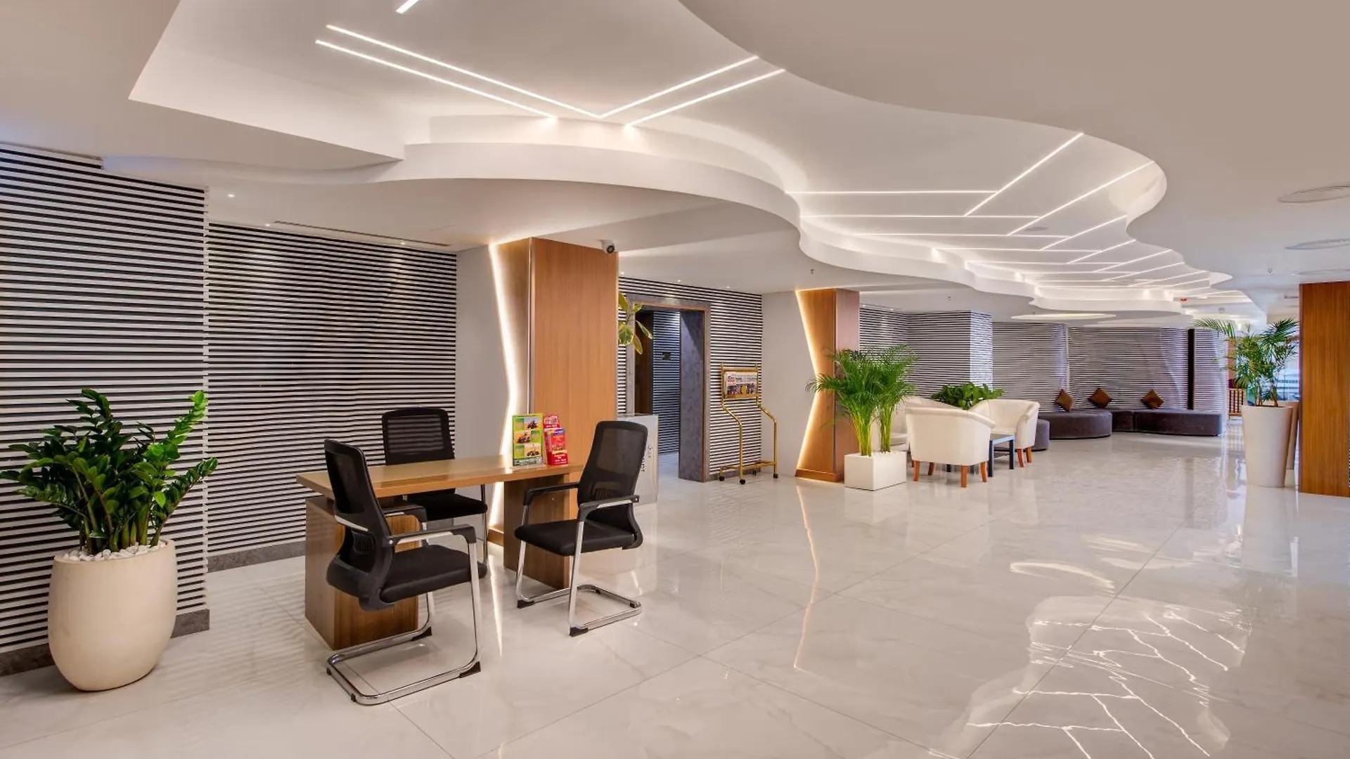 Vendome Plaza Hotel Dubai